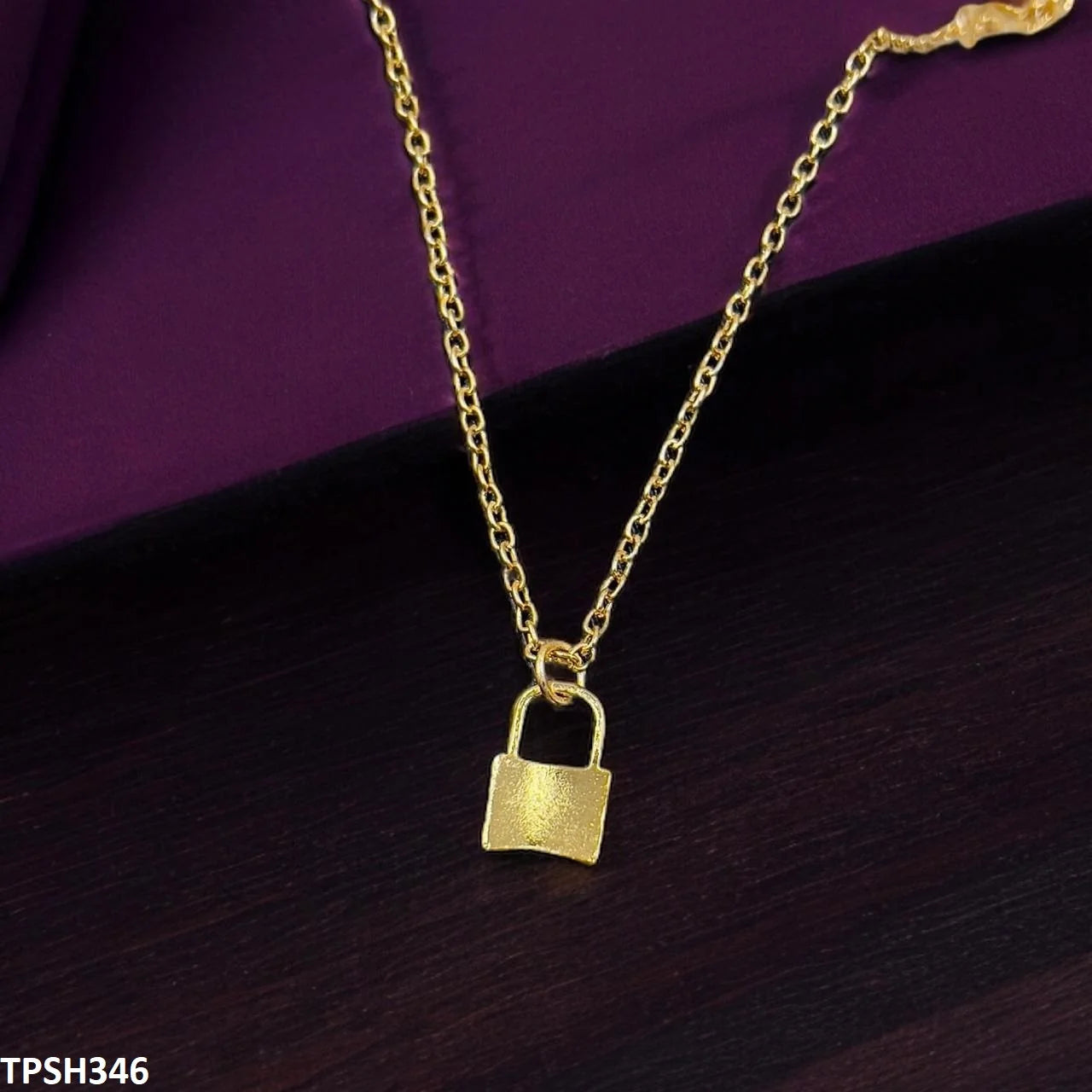 SDQ Lock Pendant